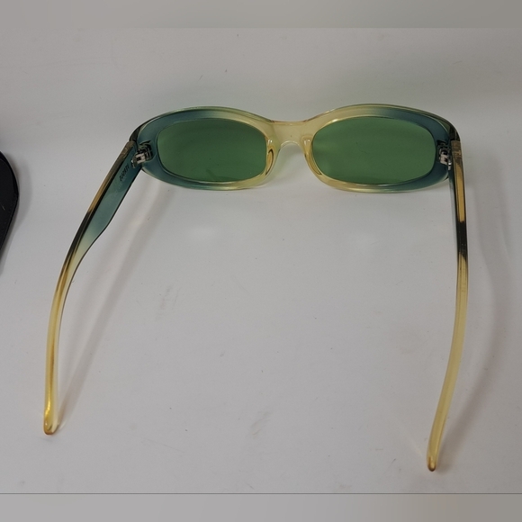 Versace Versus Sunglasses Mod EZ3 Vintage 90s NOS Green - Picture 13 of 13